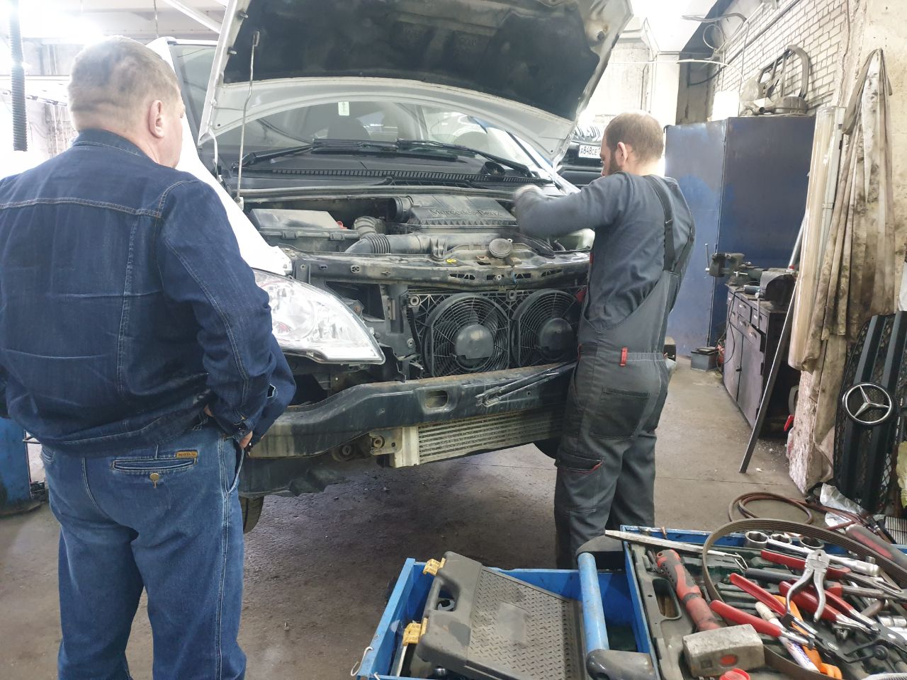 Замена конденсора на mercedes vito